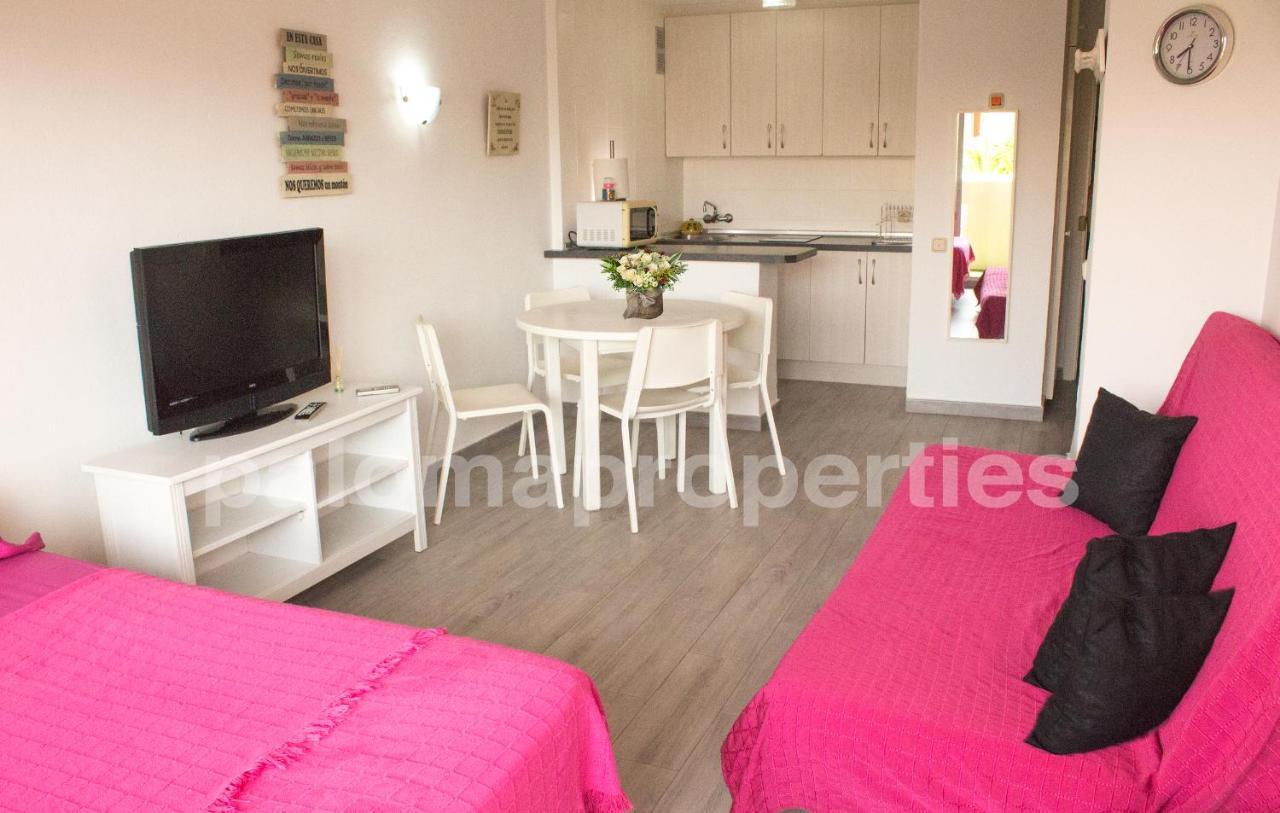 Benal Beach Cozy Apartment With A Water Park. 베날마데나코스타 외부 사진