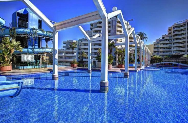 Benal Beach Cozy Apartment With A Water Park. 베날마데나코스타 외부 사진