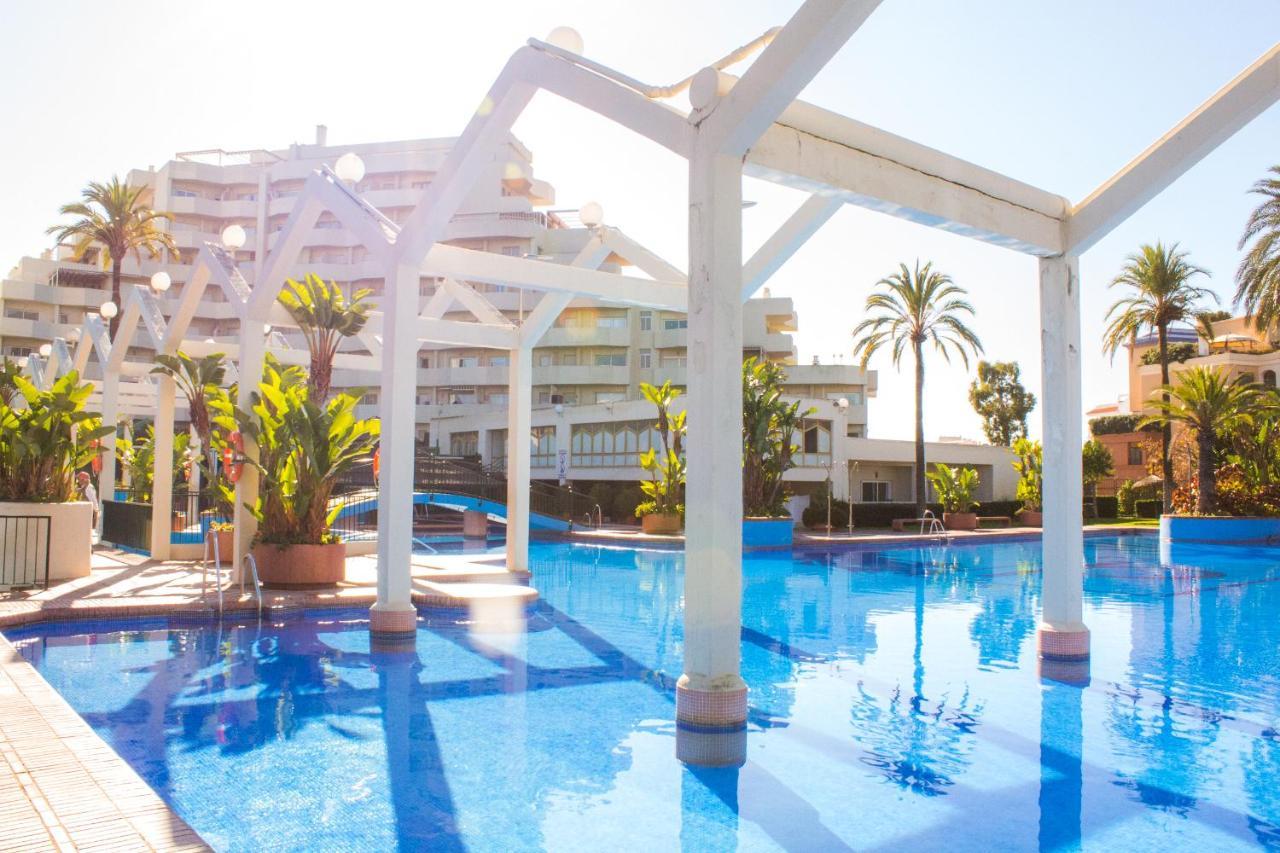 Benal Beach Cozy Apartment With A Water Park. 베날마데나코스타 외부 사진