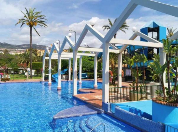 Benal Beach Cozy Apartment With A Water Park. 베날마데나코스타 외부 사진