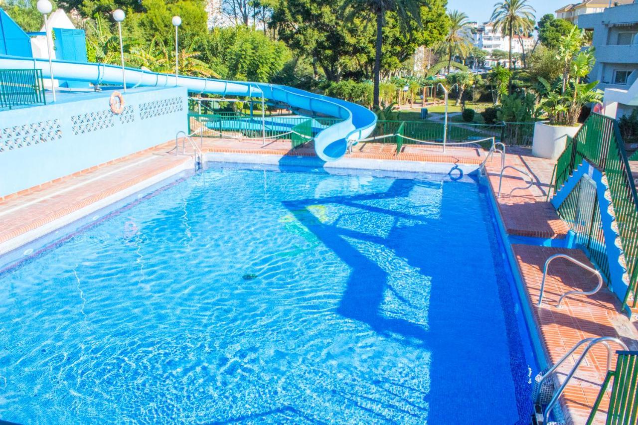 Benal Beach Cozy Apartment With A Water Park. 베날마데나코스타 외부 사진