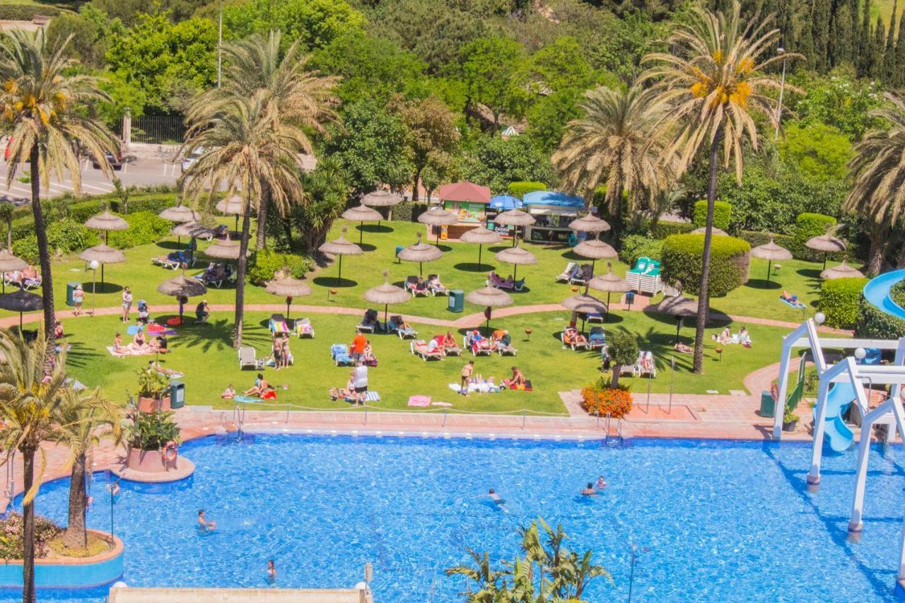 Benal Beach Cozy Apartment With A Water Park. 베날마데나코스타 외부 사진
